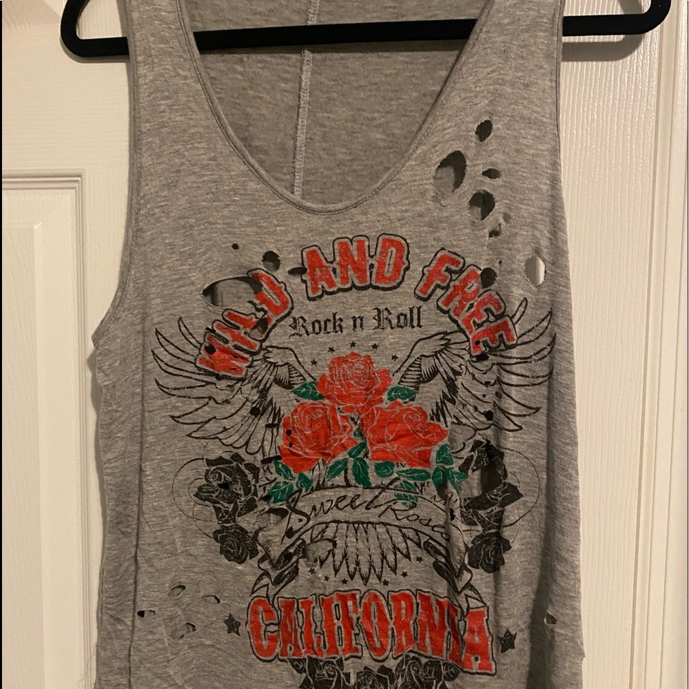 Graphic Tank